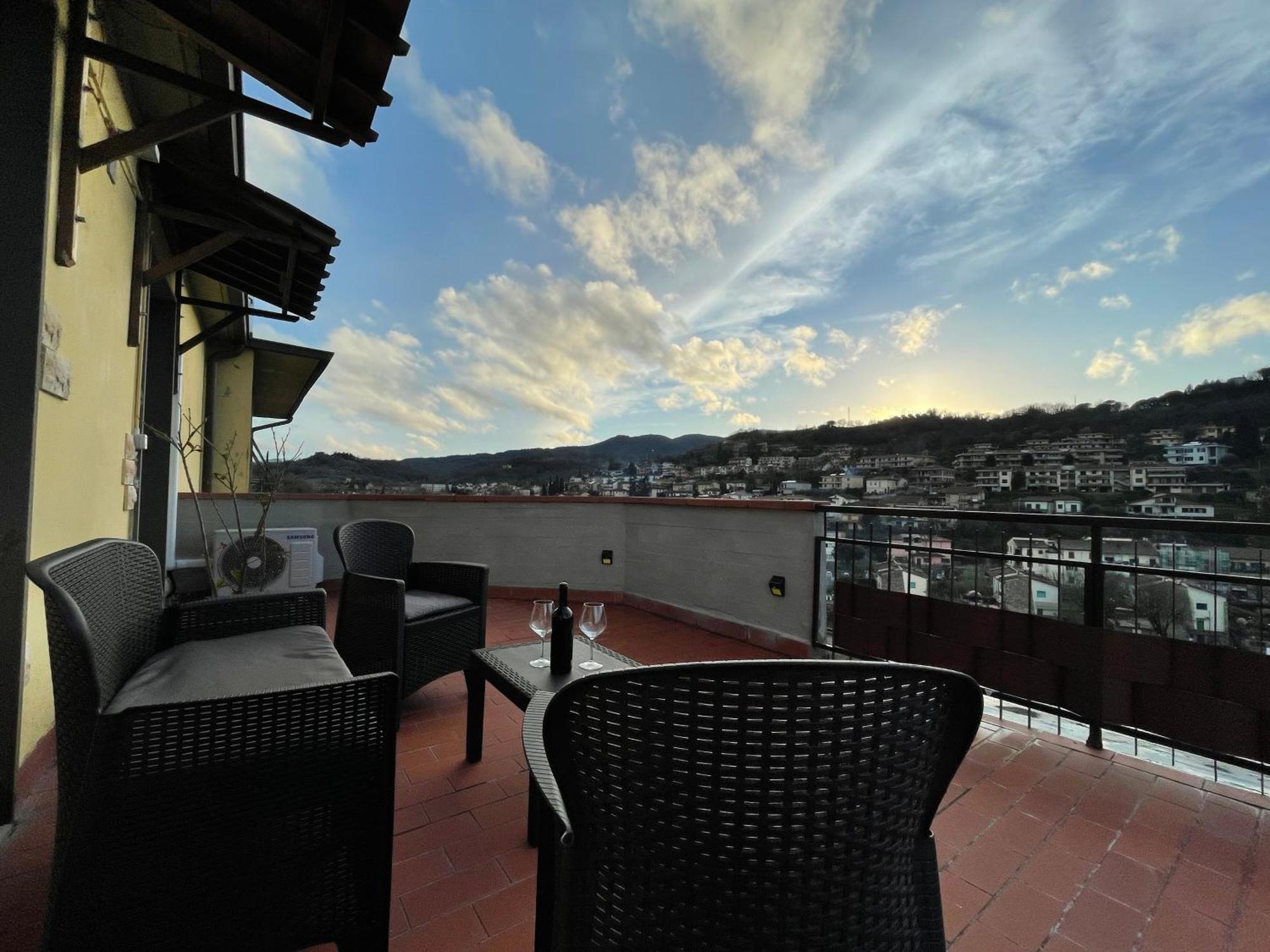 Sesto Piano Apartment Incisa in Val d'Arno Eksteriør billede